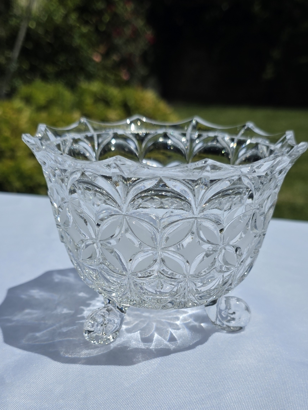 Vintage Echt Bleikristall 24% Lead Crystal Hand-Cut Footed Bowl – 5.25" x 4"